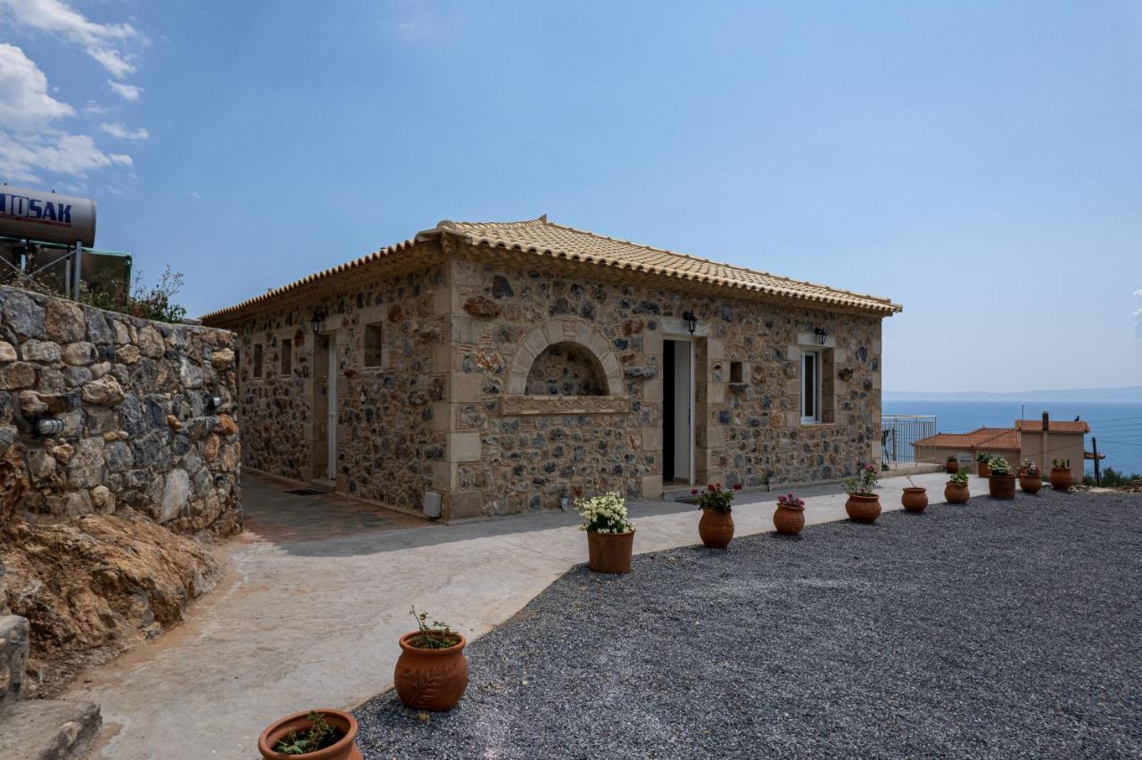 Lithino Rooms Kalamata Exterior foto