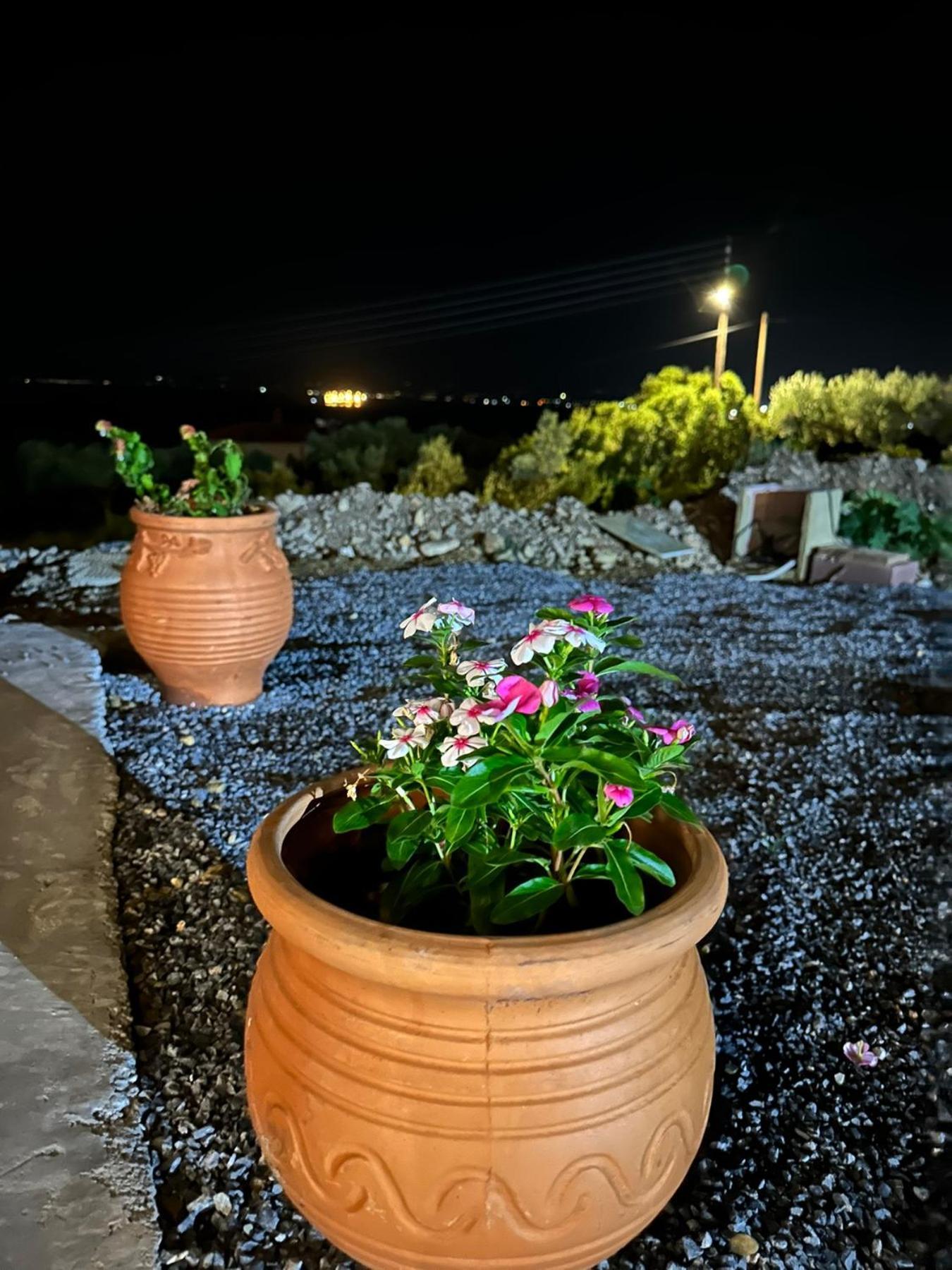 Lithino Rooms Kalamata Exterior foto